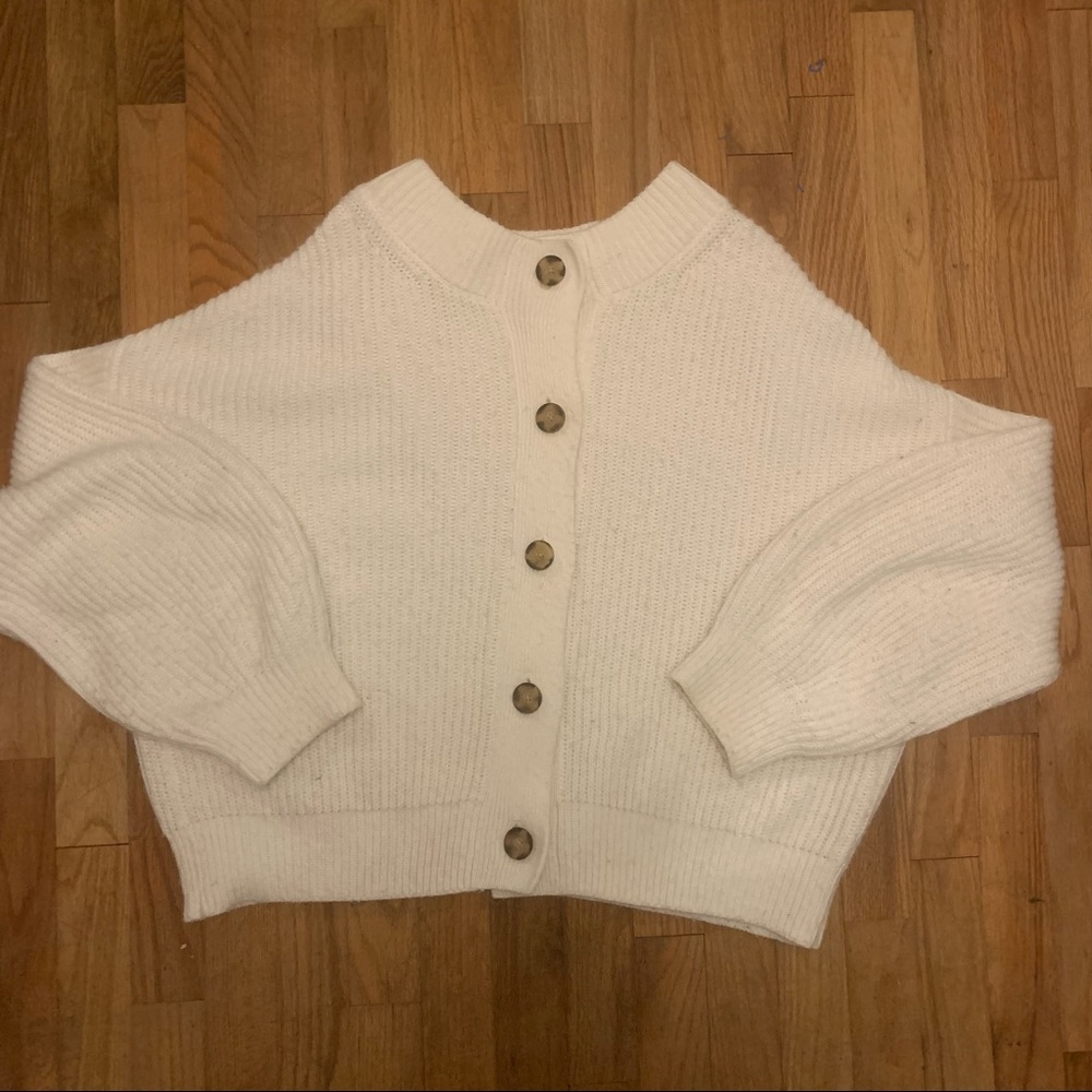 adorable gap “shaker” cardigan